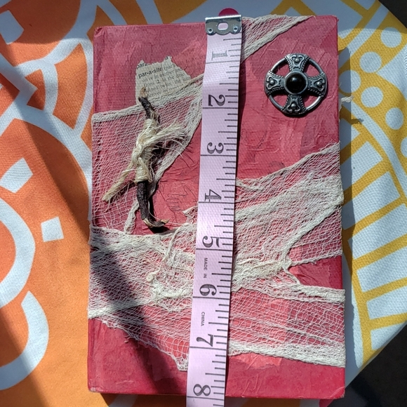 Witchy haunted book prop - Picture 7 of 7